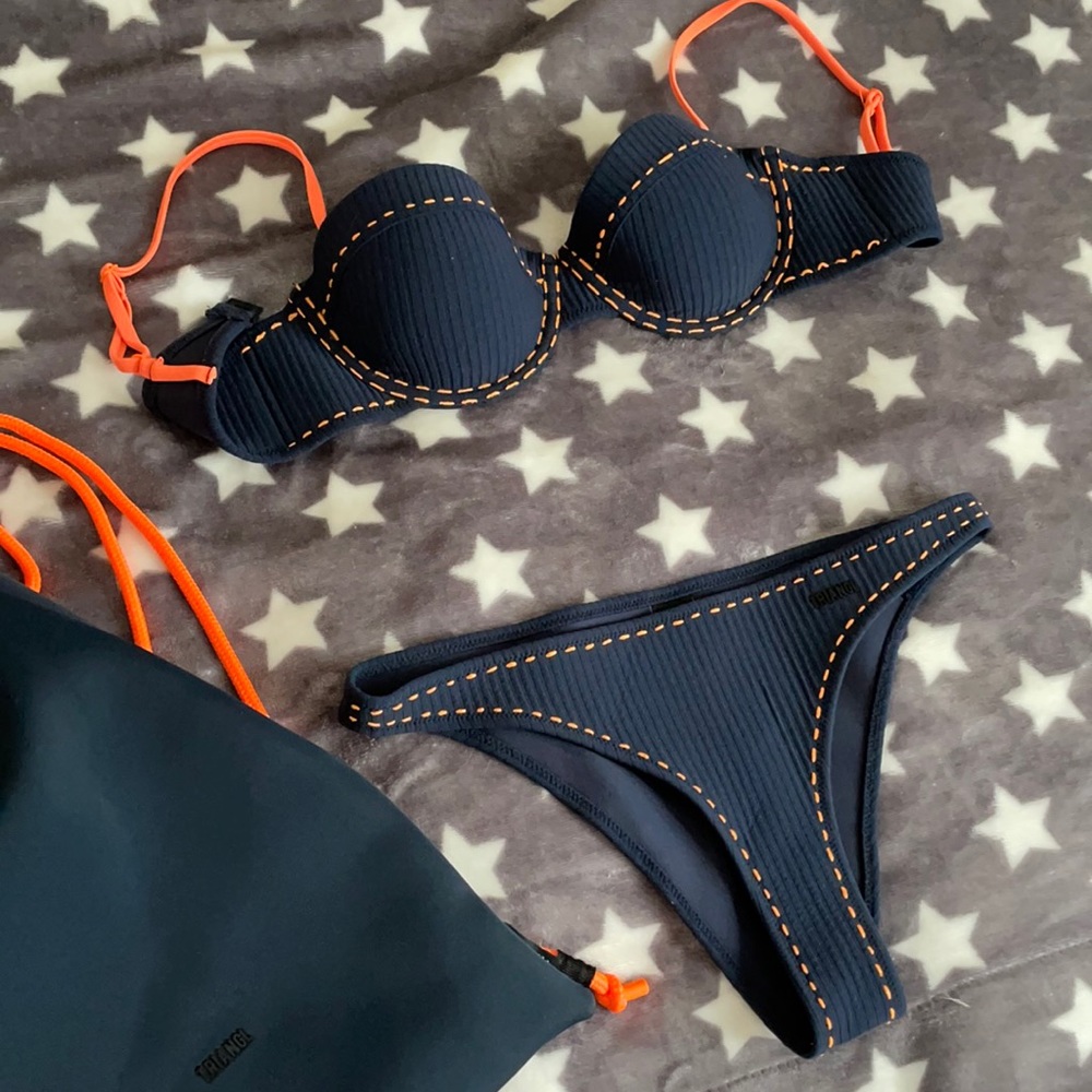 Triangl bikini
